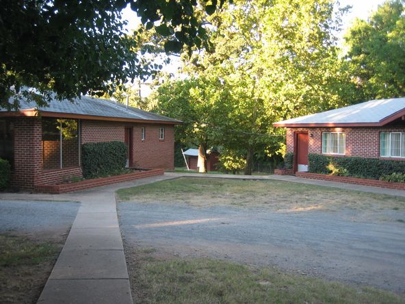 The Indian Lodge: 33700 State Highway 51, Wagoner, OK 74467